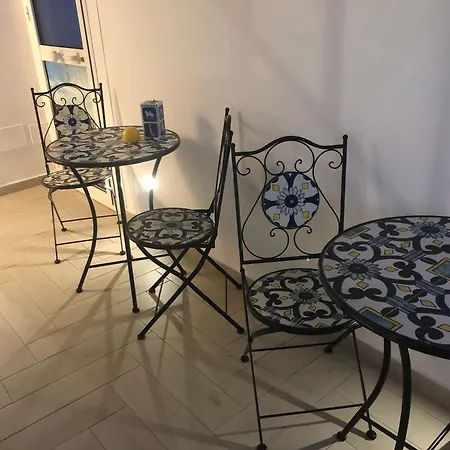 Marina Bay Pensjonat Terrasini